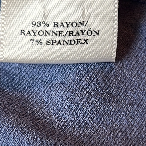 💙ANN TAYLOR BLUE WRAP FRONT V NECK RUCHED SIDE TOP SIZE EXTRA SMALL💙 - Picture 11 of 12